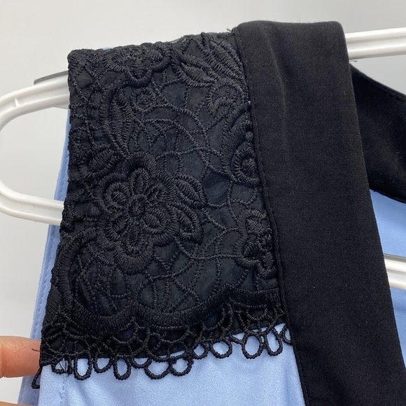 Karl Lagerfeld  Vneck Sleeveless Top with Lace Detail - Picture 4 of 9